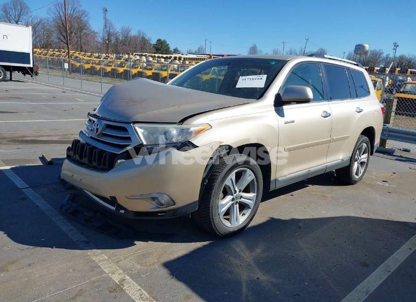 Photo 2 of 2013 Toyota Highlander LIMITED V6 (VIN 5TDDK3EH1DS228152)