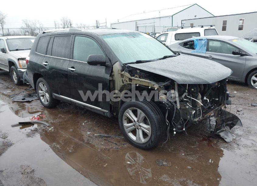 2013 Toyota Highlander LIMITED V6 (VIN 5TDDK3EH1DS272961) main photo