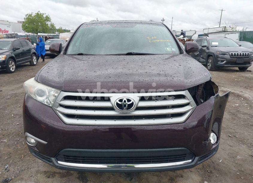 Photo 11 of 2013 Toyota Highlander LIMITED V6 (VIN 5TDDK3EH1DS275763)