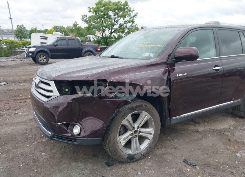 Photo 16 of 2013 Toyota Highlander LIMITED V6 (VIN 5TDDK3EH1DS275763)