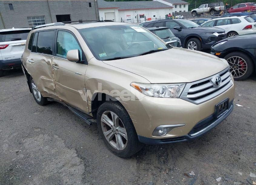 2011 Toyota Highlander LIMITED V6 (VIN 5TDDK3EH2BS072412) main photo