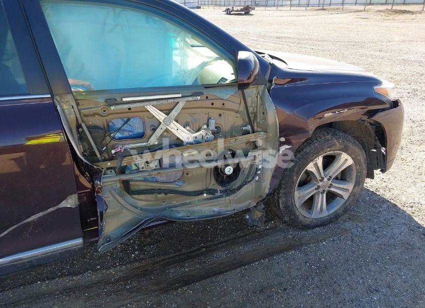 Photo 6 of 2012 Toyota Highlander LIMITED V6 (VIN 5TDDK3EH2CS095433)