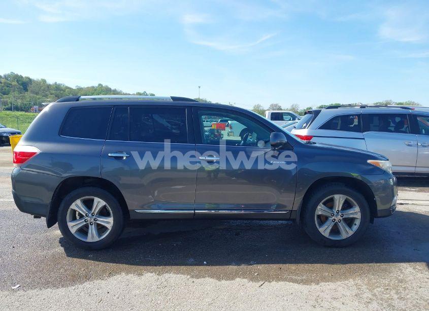 Photo 13 of 2012 Toyota Highlander LIMITED V6 (VIN 5TDDK3EH2CS101814)