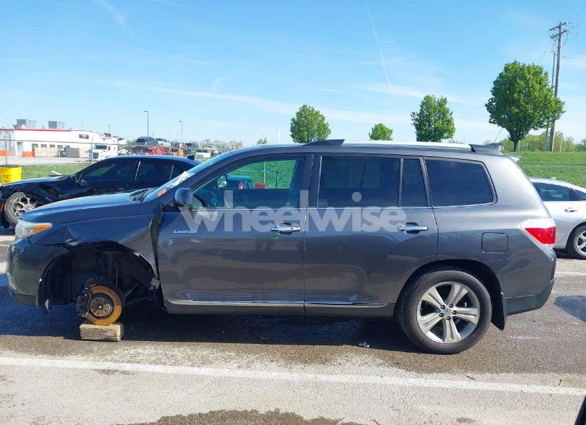 Photo 14 of 2012 Toyota Highlander LIMITED V6 (VIN 5TDDK3EH2CS101814)