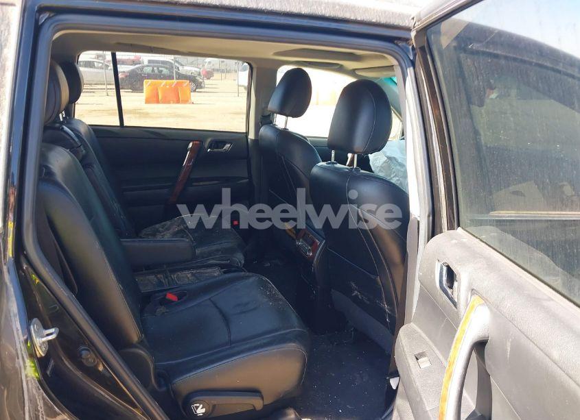 Photo 8 of 2013 Toyota Highlander LIMITED V6 (VIN 5TDDK3EH2DS220464)