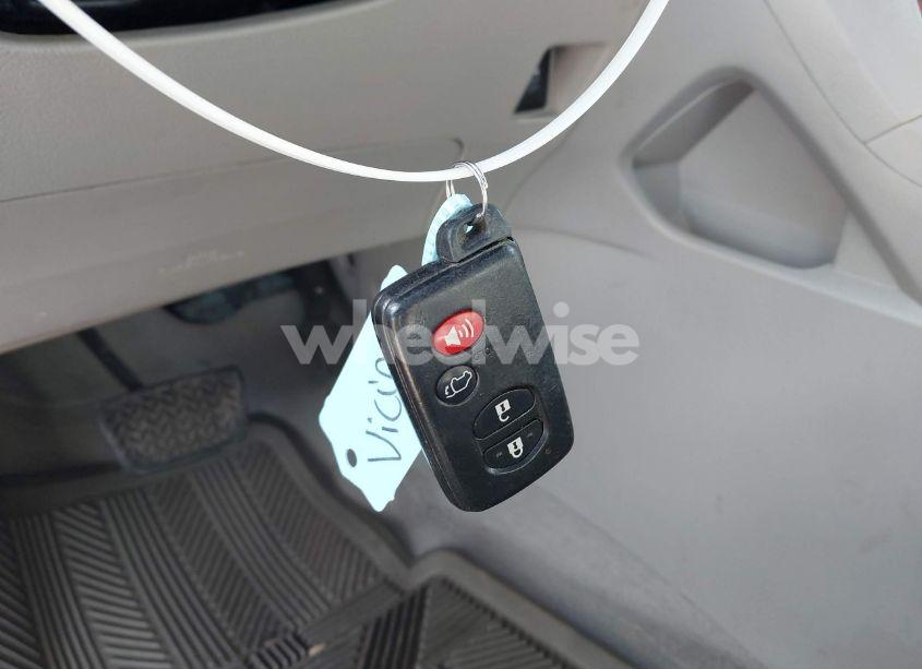 Photo 11 of 2010 Toyota Highlander LIMITED (VIN 5TDDK3EH3AS030488)