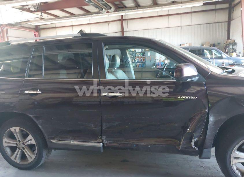 Photo 13 of 2012 Toyota Highlander LIMITED V6 (VIN 5TDDK3EH3CS098180)