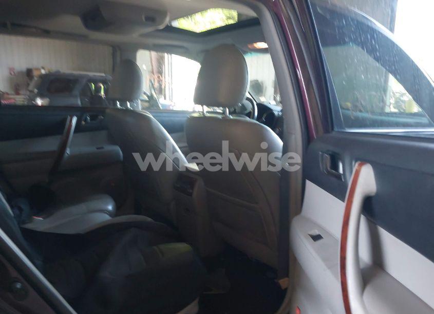 Photo 8 of 2012 Toyota Highlander LIMITED V6 (VIN 5TDDK3EH3CS098180)