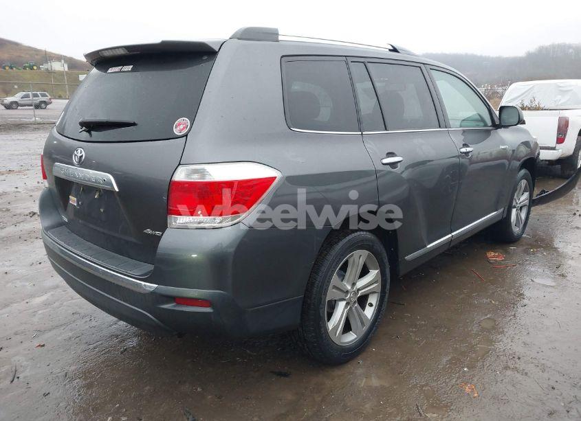 Photo 4 of 2013 Toyota Highlander LIMITED V6 (VIN 5TDDK3EH3DS187717)