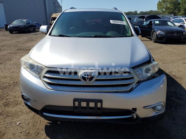 Photo 12 of 2013 TOYOTA HIGHLANDER LIMITED (VIN 5TDDK3EH3DS217931)