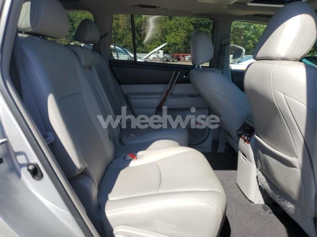 Photo 7 of 2013 TOYOTA HIGHLANDER LIMITED (VIN 5TDDK3EH3DS217931)