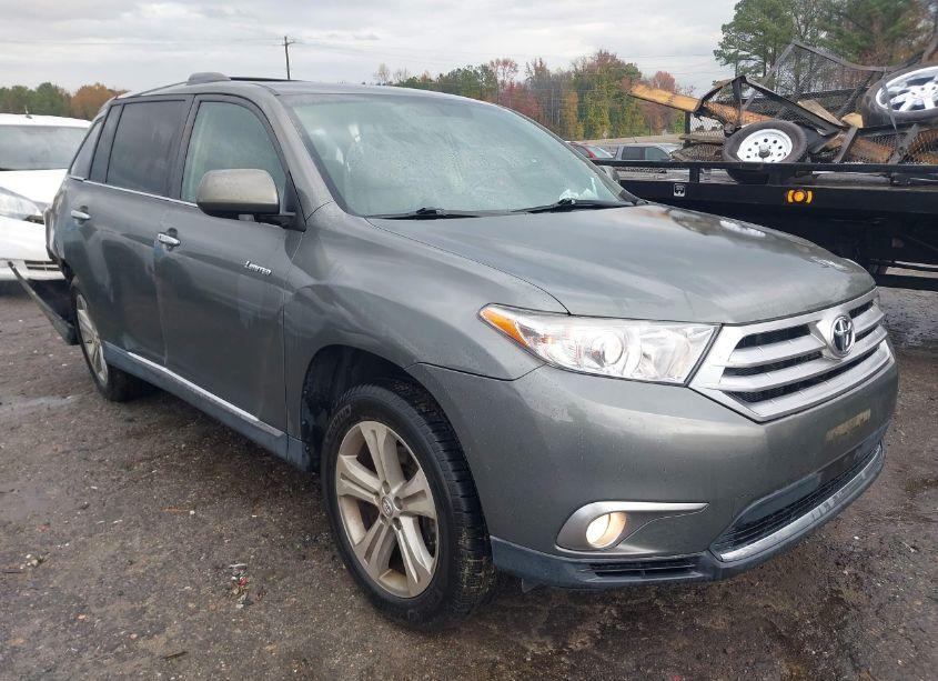 2011 Toyota Highlander LIMITED V6 (VIN 5TDDK3EH4BS065803) main photo