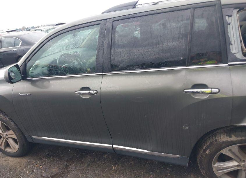 Photo 14 of 2011 Toyota Highlander LIMITED V6 (VIN 5TDDK3EH4BS065803)