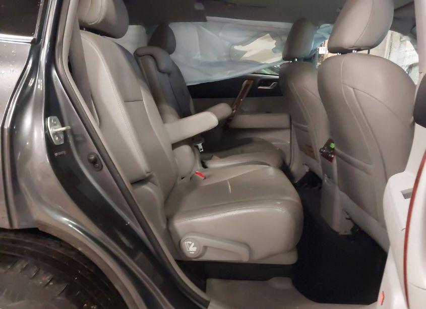 Photo 8 of 2013 Toyota Highlander LIMITED V6 (VIN 5TDDK3EH4DS253224)