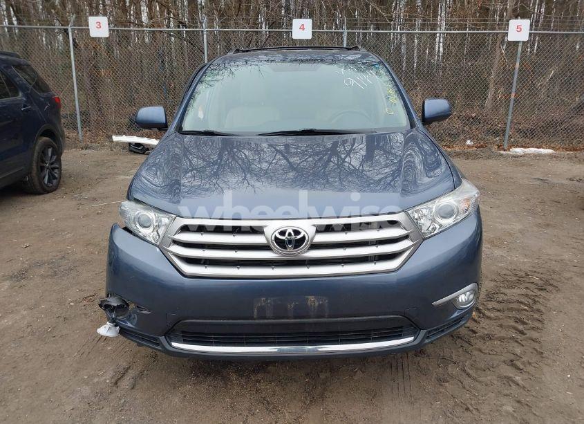 Photo 12 of 2013 Toyota Highlander LIMITED V6 (VIN 5TDDK3EH4DS279144)