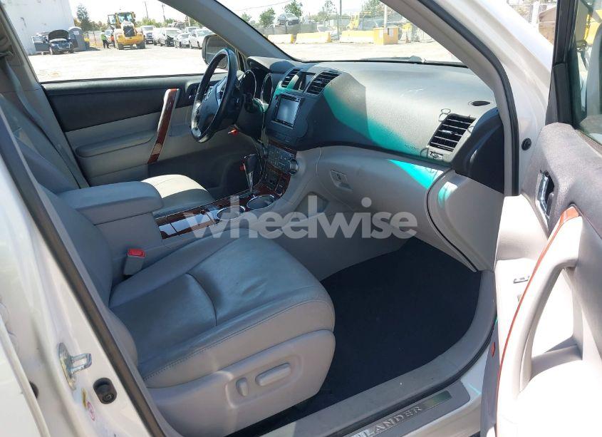 Photo 5 of 2011 Toyota Highlander LIMITED V6 (VIN 5TDDK3EH5BS063462)