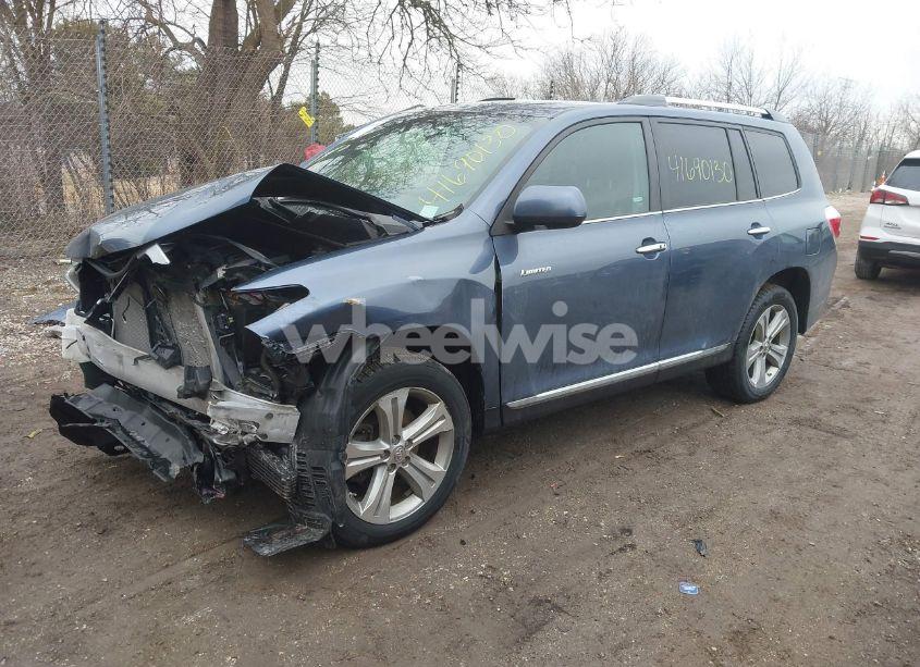 Photo 2 of 2013 Toyota Highlander LIMITED V6 (VIN 5TDDK3EH5DS190926)