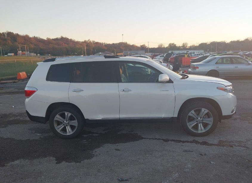 Photo 13 of 2013 Toyota Highlander LIMITED V6 (VIN 5TDDK3EH5DS194636)