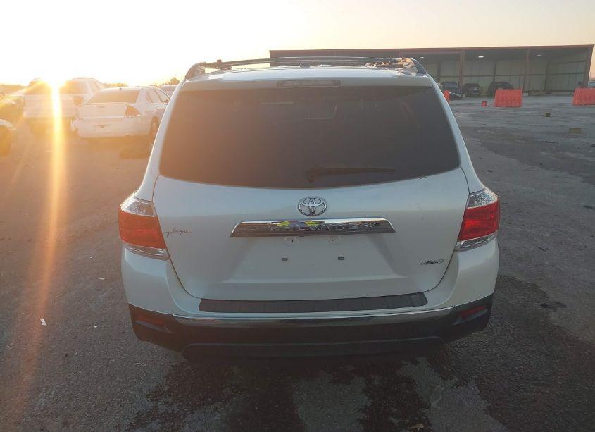 Photo 16 of 2013 Toyota Highlander LIMITED V6 (VIN 5TDDK3EH5DS194636)