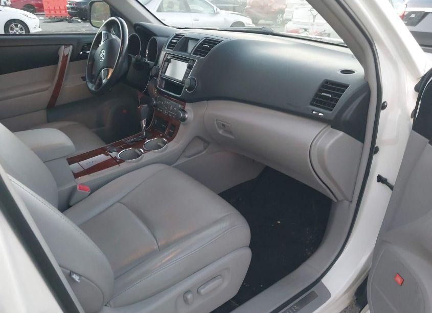Photo 5 of 2013 Toyota Highlander LIMITED V6 (VIN 5TDDK3EH5DS194636)