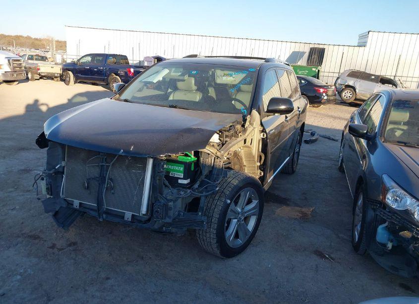 Photo 2 of 2013 Toyota Highlander LIMITED V6 (VIN 5TDDK3EH5DS201018)