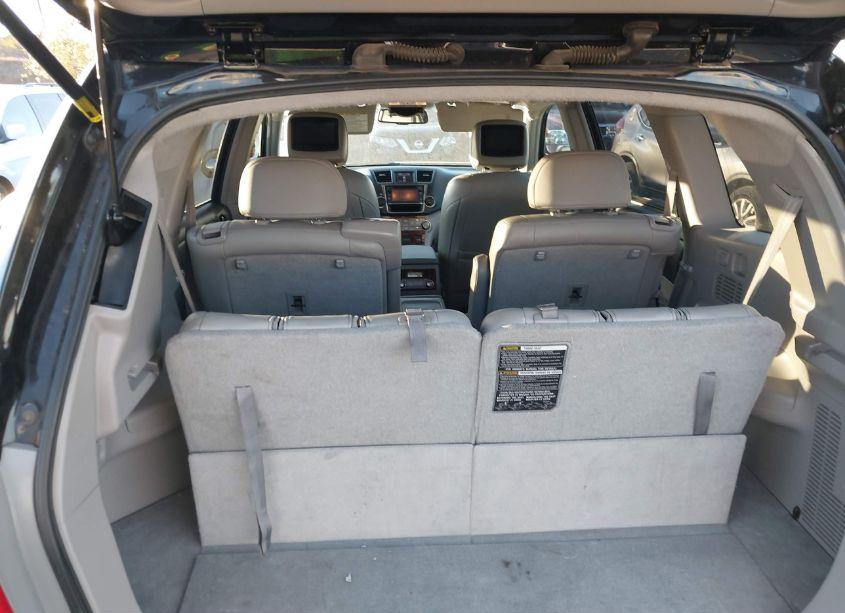 Photo 8 of 2013 Toyota Highlander LIMITED V6 (VIN 5TDDK3EH5DS201018)