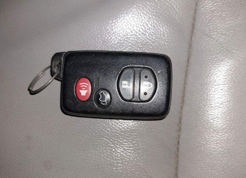 Photo 11 of 2010 Toyota Highlander LIMITED V6 (VIN 5TDDK3EH6AS026581)