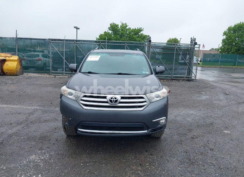 Photo 12 of 2012 Toyota Highlander LIMITED V6 (VIN 5TDDK3EH6CS107339)
