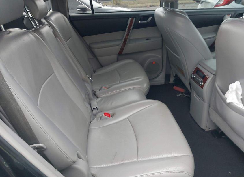 Photo 8 of 2013 Toyota Highlander LIMITED V6 (VIN 5TDDK3EH6DS233248)