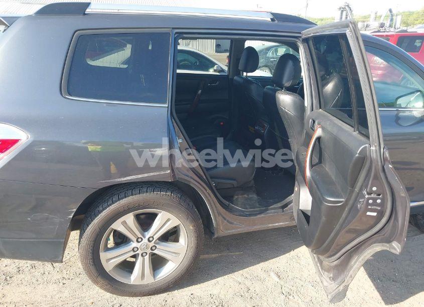 Photo 8 of 2011 Toyota Highlander LIMITED V6 (VIN 5TDDK3EH7BS068694)