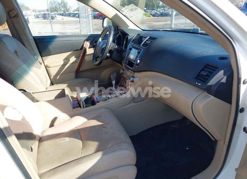 Photo 5 of 2013 Toyota Highlander LIMITED V6 (VIN 5TDDK3EH7DS210481)