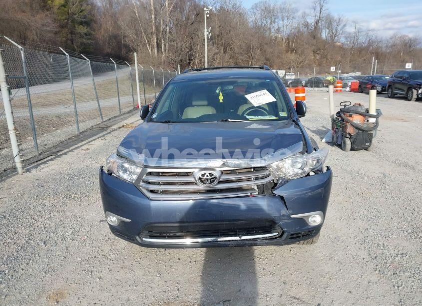 Photo 12 of 2013 Toyota Highlander LIMITED V6 (VIN 5TDDK3EH7DS261513)