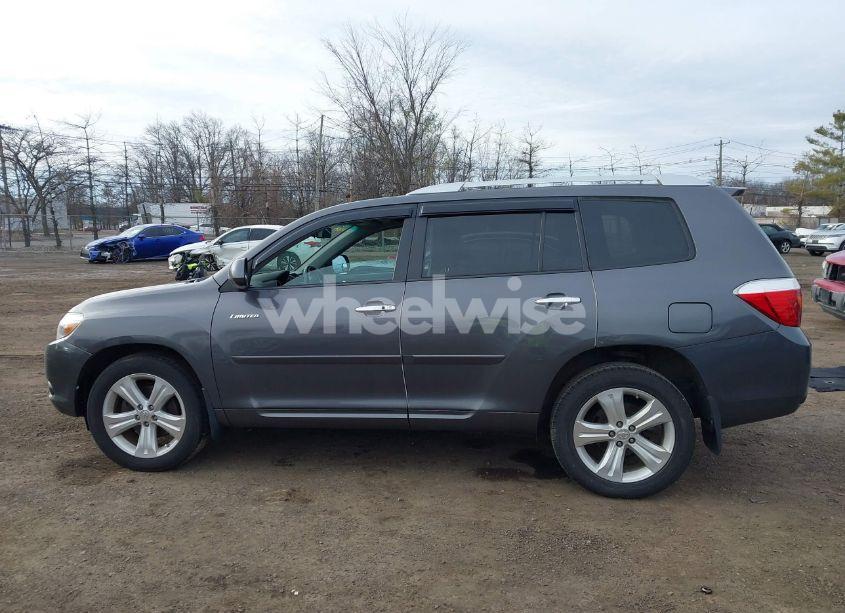 Photo 13 of 2010 Toyota Highlander LIMITED (VIN 5TDDK3EH8AS014092)