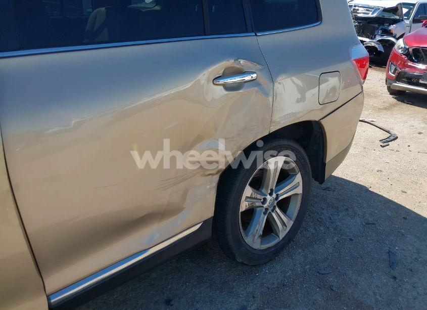 Photo 6 of 2011 Toyota Highlander LIMITED V6 (VIN 5TDDK3EH8BS086668)