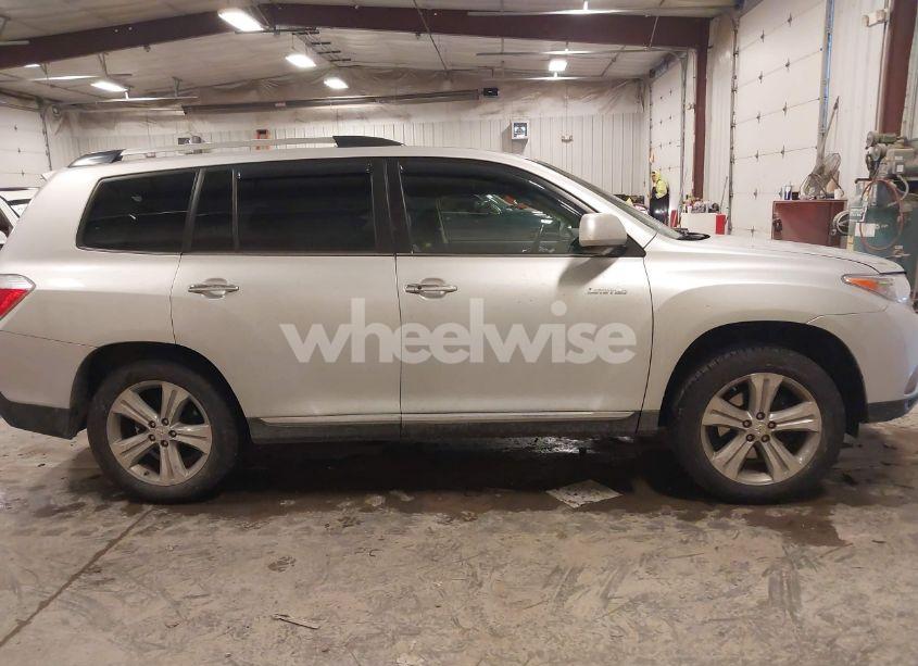 Photo 13 of 2012 Toyota Highlander LIMITED V6 (VIN 5TDDK3EH8CS110310)
