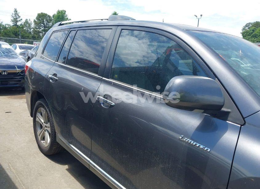 Photo 13 of 2012 Toyota Highlander LIMITED V6 (VIN 5TDDK3EH8CS127964)