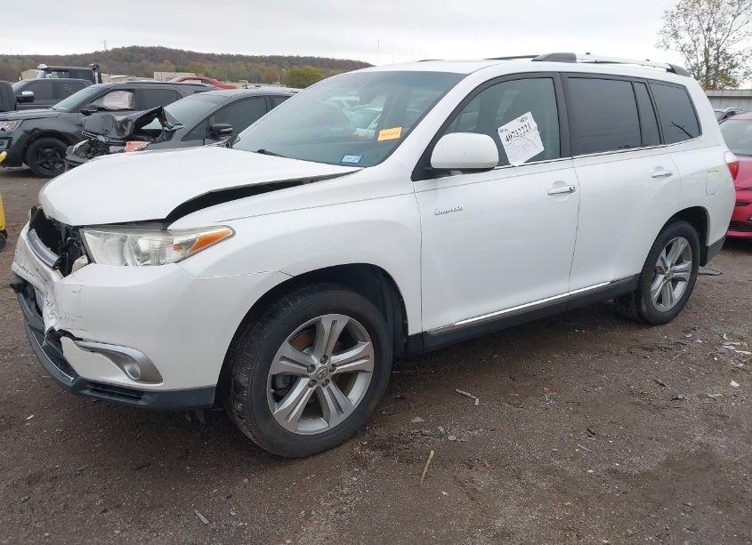 Photo 2 of 2011 Toyota Highlander LIMITED V6 (VIN 5TDDK3EH9BS060533)