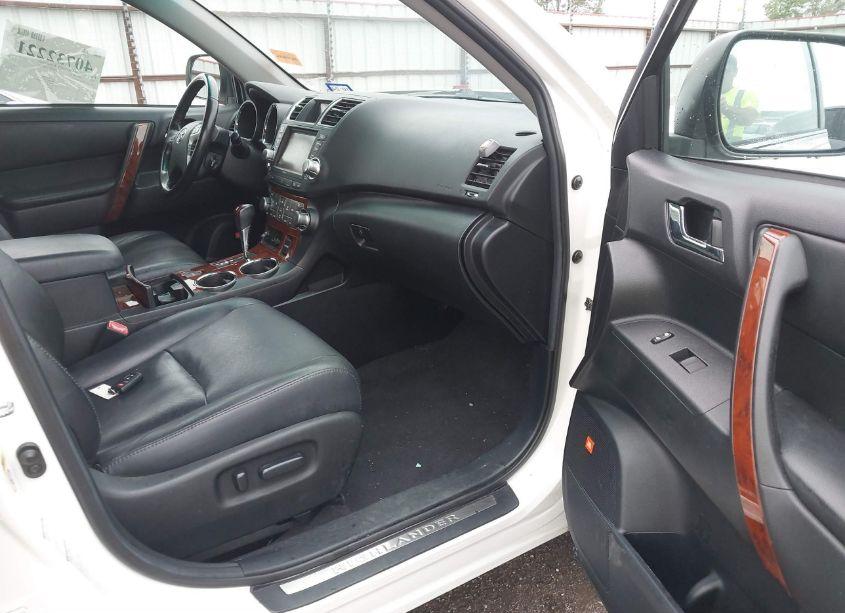 Photo 5 of 2011 Toyota Highlander LIMITED V6 (VIN 5TDDK3EH9BS060533)