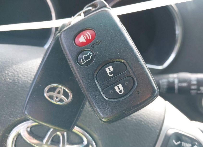 Photo 11 of 2012 Toyota Highlander LIMITED V6 (VIN 5TDDK3EH9CS161380)