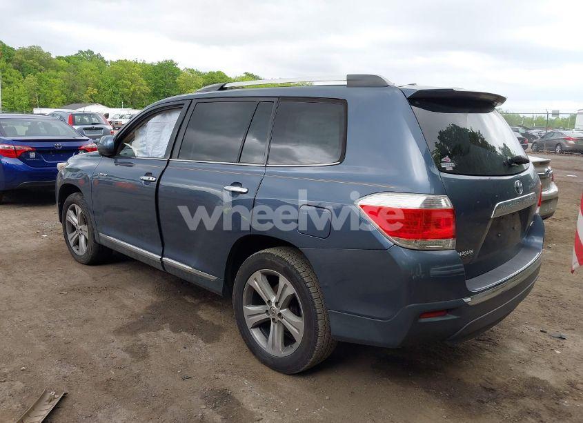 Photo 3 of 2013 Toyota Highlander LIMITED V6 (VIN 5TDDK3EH9DS203161)