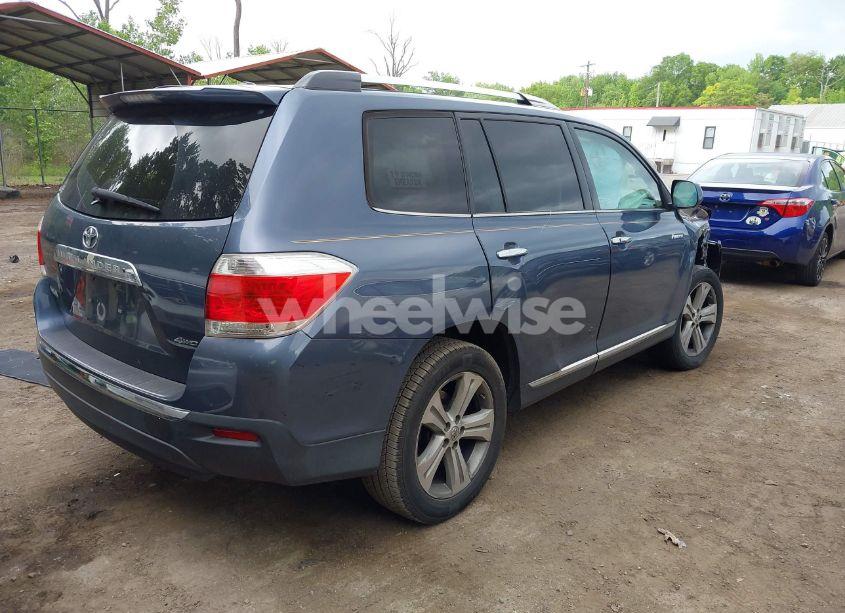 Photo 4 of 2013 Toyota Highlander LIMITED V6 (VIN 5TDDK3EH9DS203161)