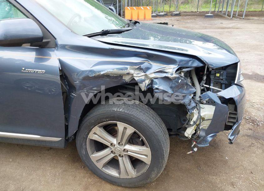 Photo 6 of 2013 Toyota Highlander LIMITED V6 (VIN 5TDDK3EH9DS203161)