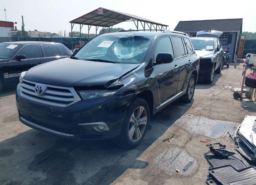 Photo 2 of 2013 Toyota Highlander LIMITED V6 (VIN 5TDDK3EH9DS223278)