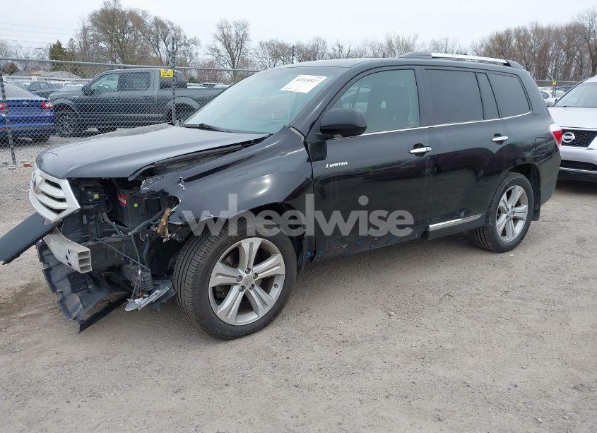 Photo 2 of 2013 Toyota Highlander LIMITED V6 (VIN 5TDDK3EH9DS236175)