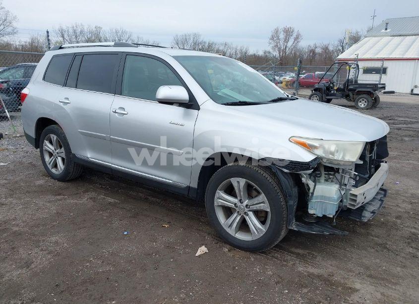 2011 Toyota Highlander LIMITED V6 (VIN 5TDDK3EHXBS042199) main photo