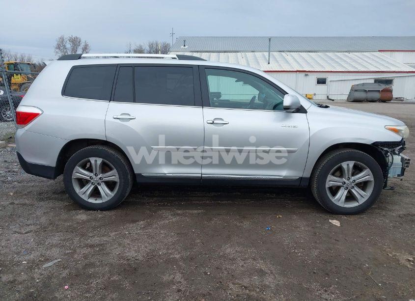 Photo 14 of 2011 Toyota Highlander LIMITED V6 (VIN 5TDDK3EHXBS042199)