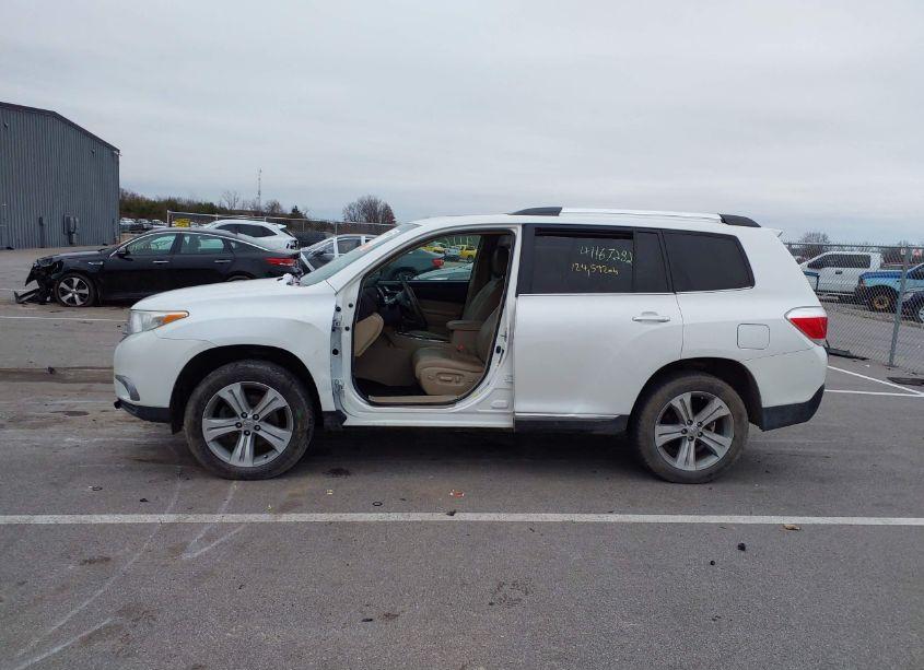 Photo 6 of 2012 Toyota Highlander LIMITED V6 (VIN 5TDDK3EHXCS129330)