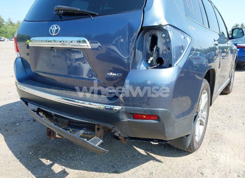 Photo 6 of 2013 Toyota Highlander LIMITED V6 (VIN 5TDDK3EHXDS208675)