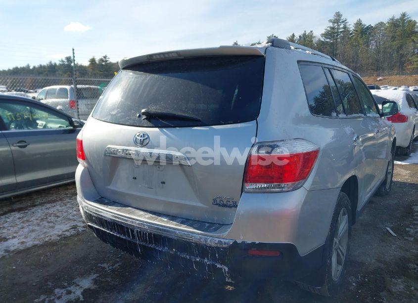 Photo 16 of 2013 Toyota Highlander LIMITED V6 (VIN 5TDDK3EHXDS271310)