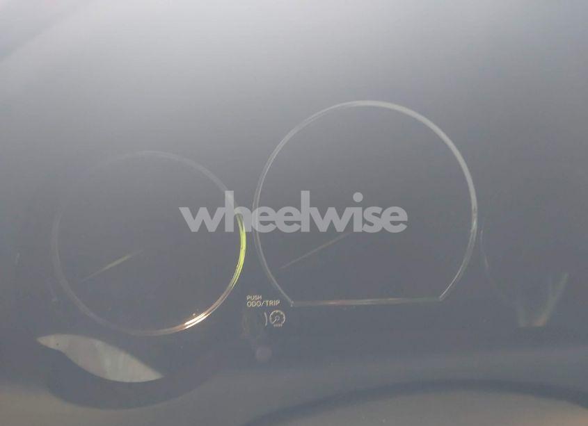 Photo 7 of 2010 Toyota Sienna LIMITED (VIN 5TDDK4CC0AS030946)